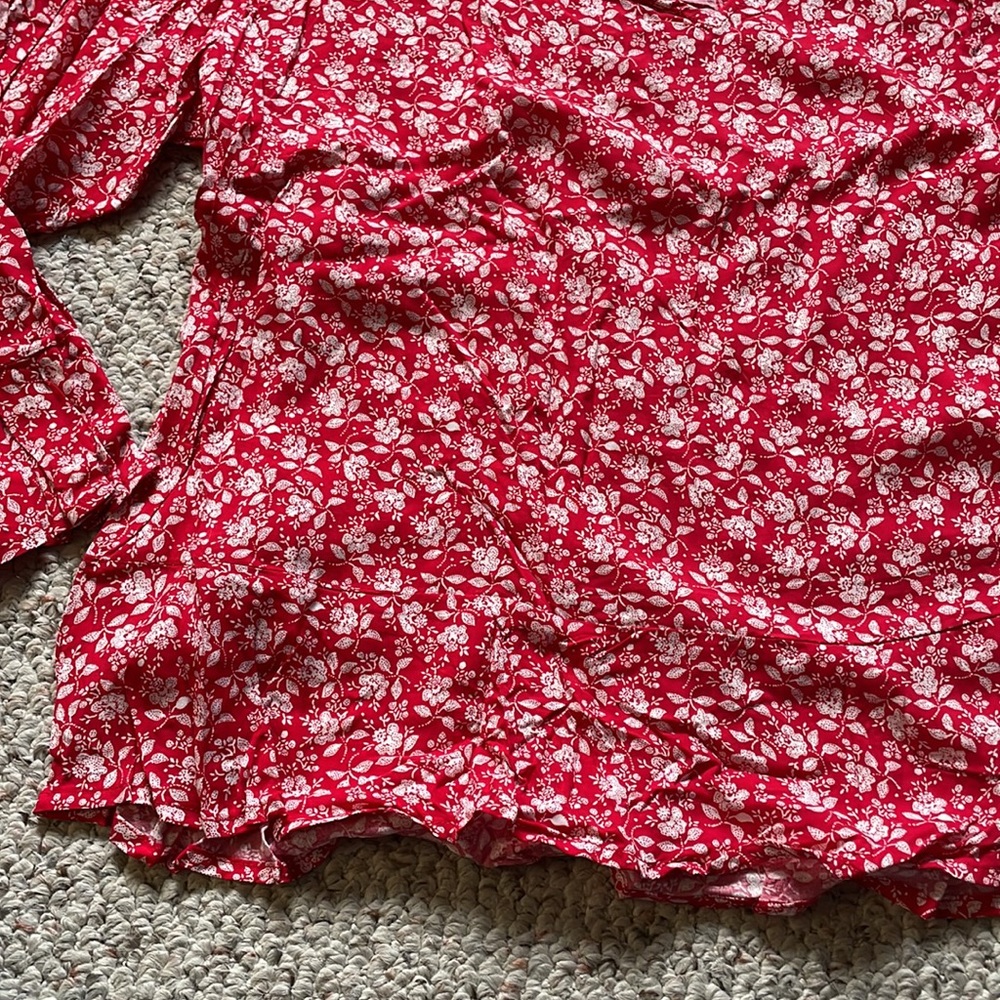 Top - Picture 2 of 4